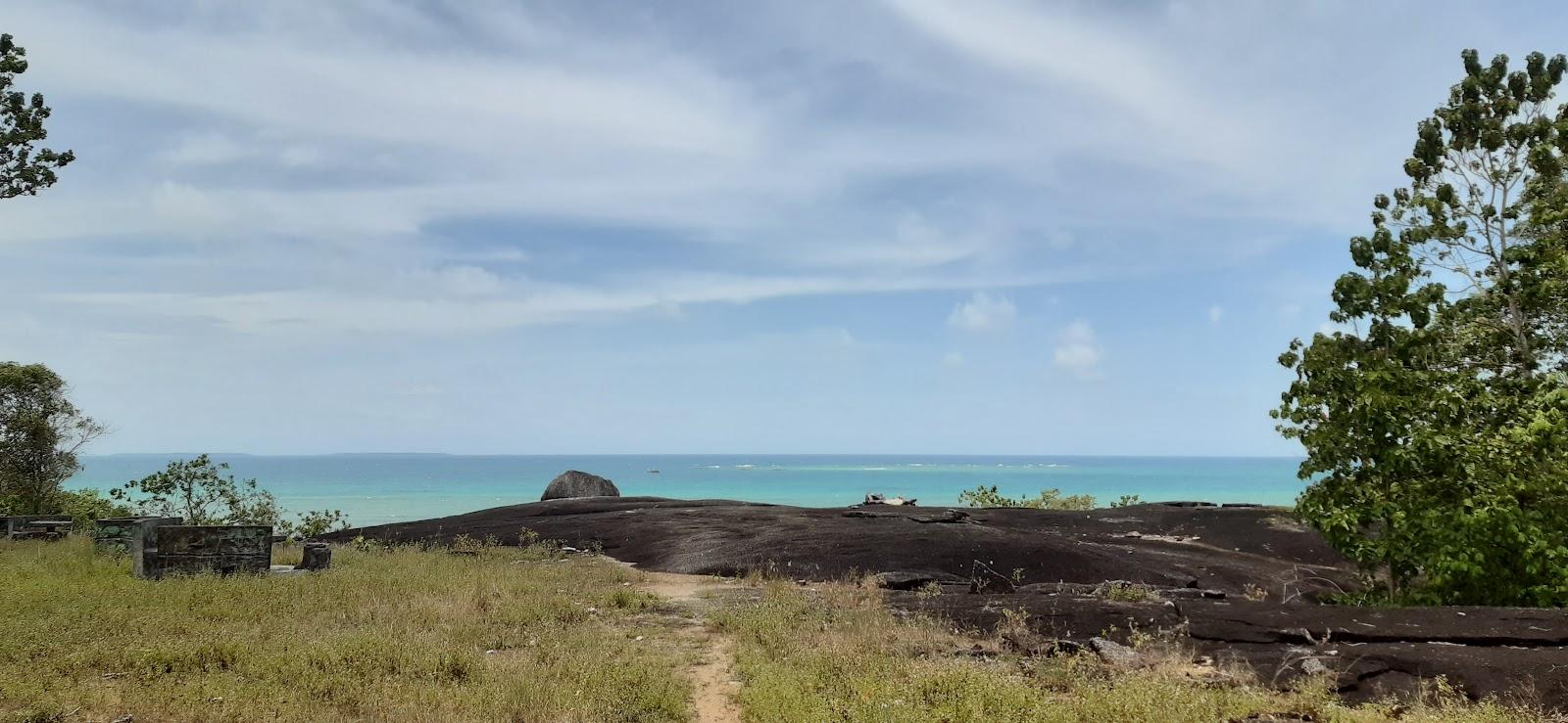 Sandee Pantai Batu Buyong