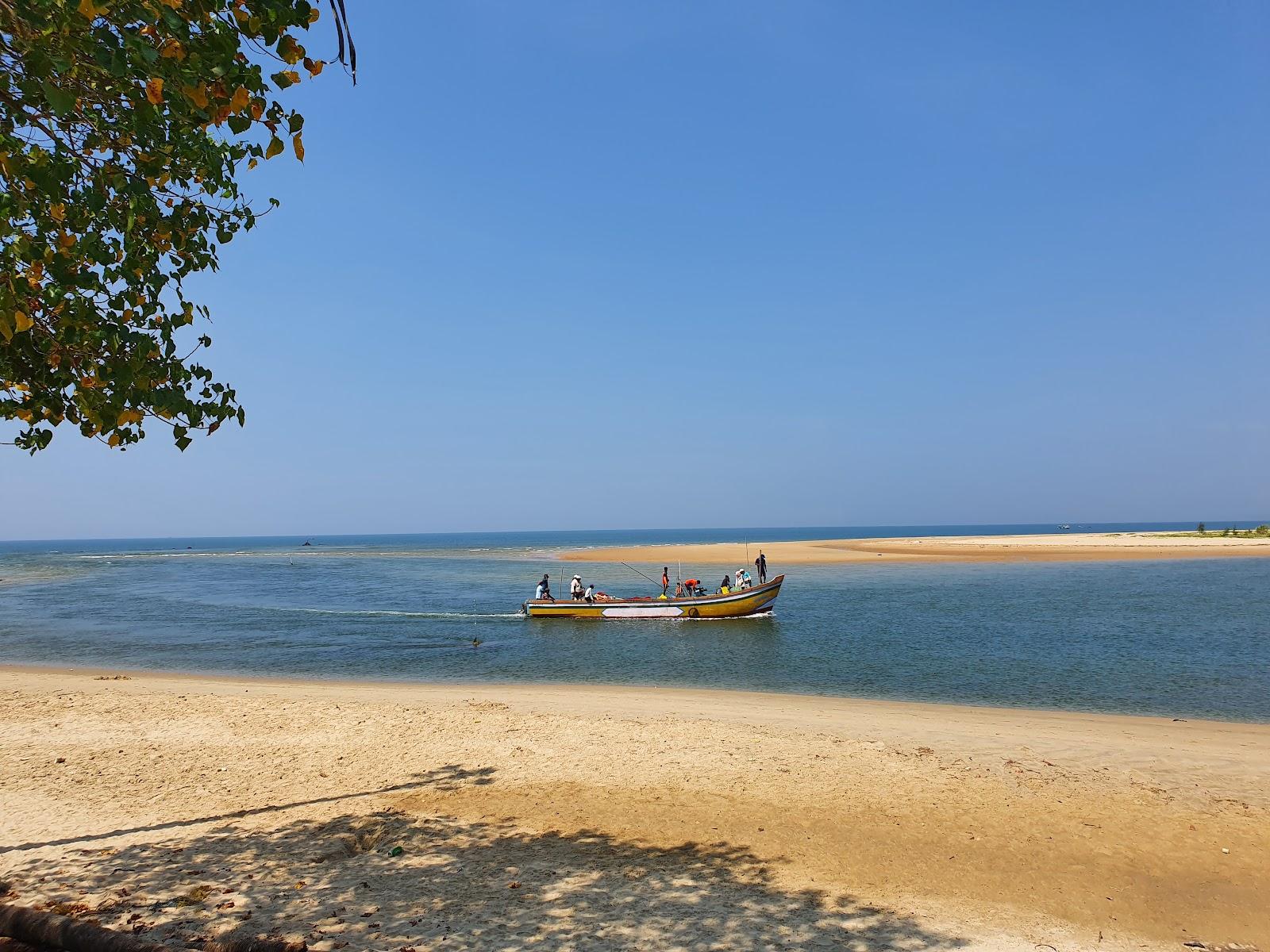 Sandee Redi Beach