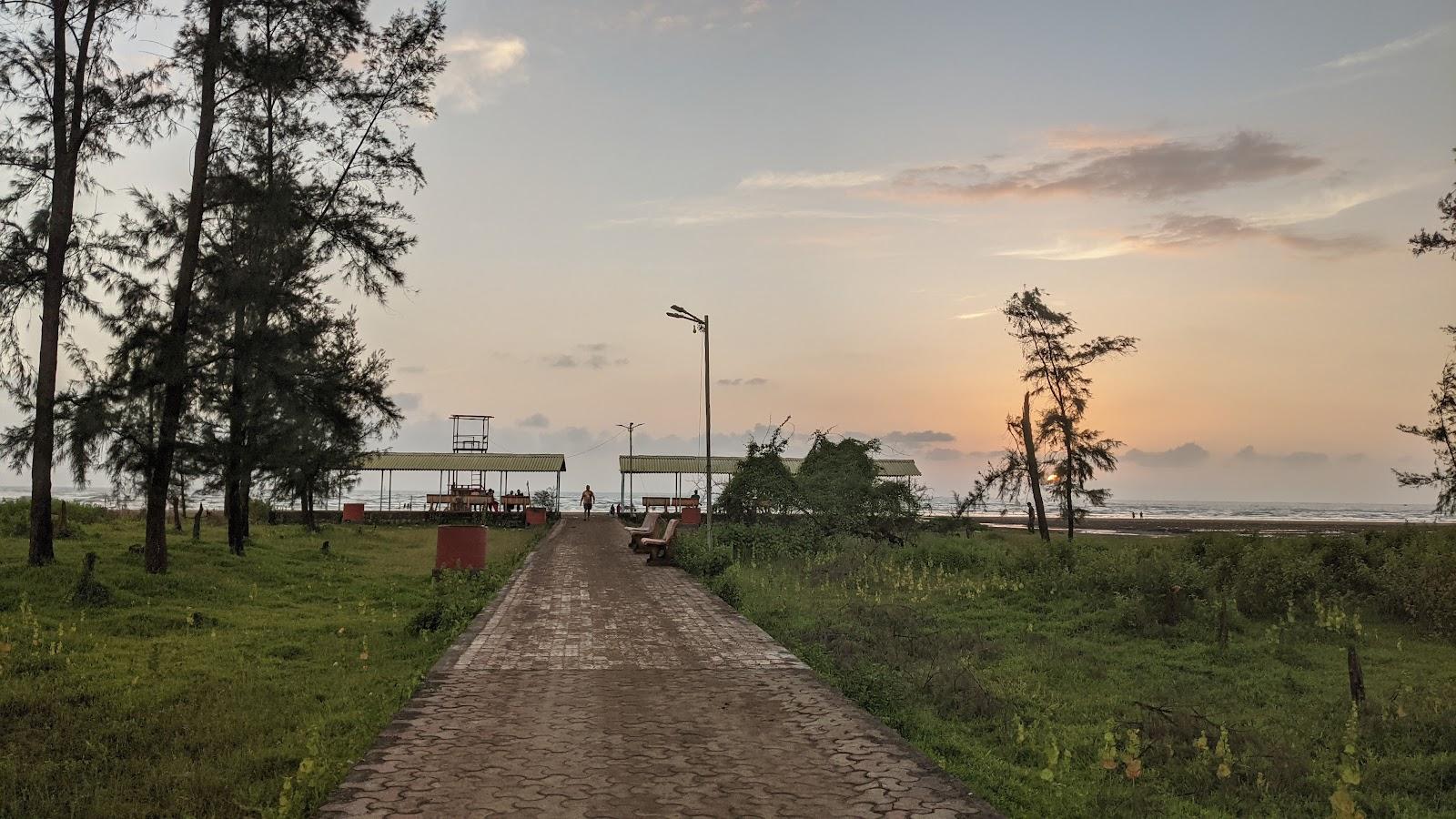 Sandee Akshi Beach