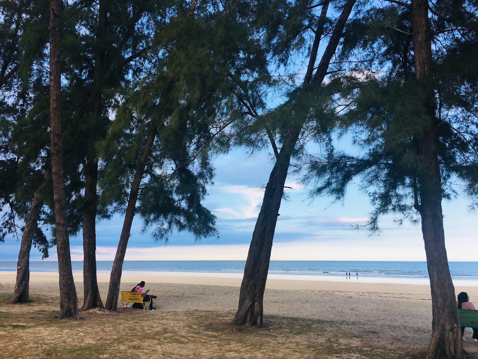 Sandee Pantai Hiburan Photo