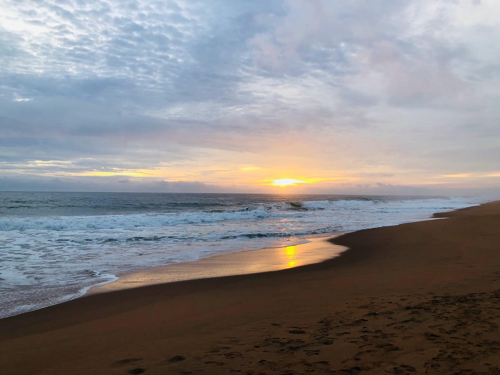 Sandee Kochuthura Beach