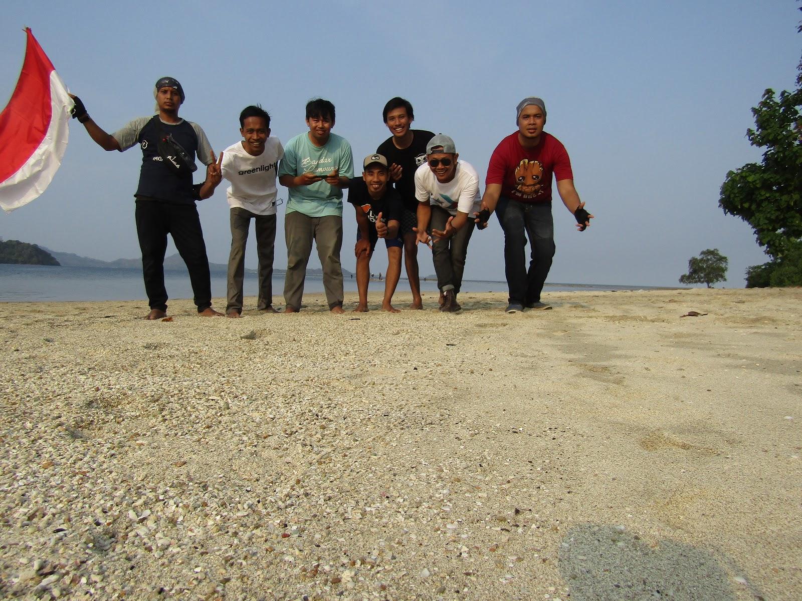 Sandee Muaro Lasak Beach Photo