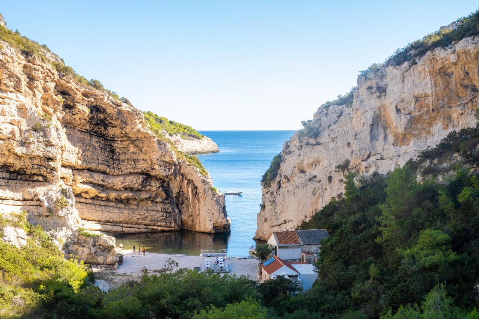 Sandee Way To Stiniva