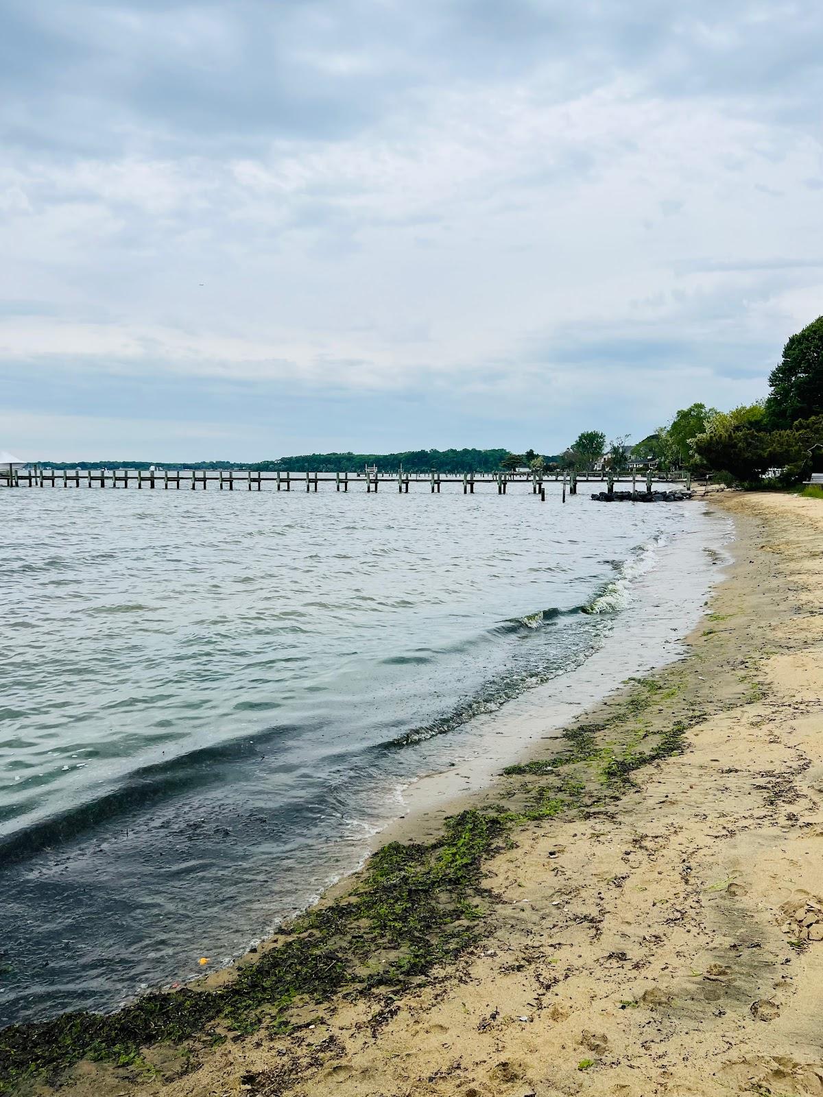 Sandee Hillsmere Shores Community Beach