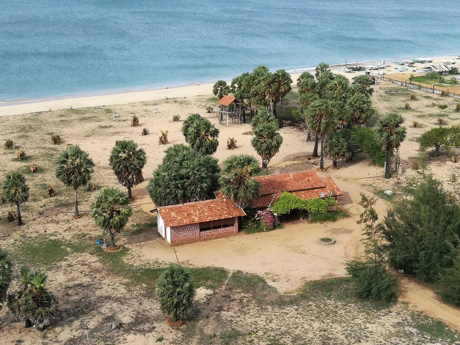 Sandee Karaiyamullivaikkal Beach