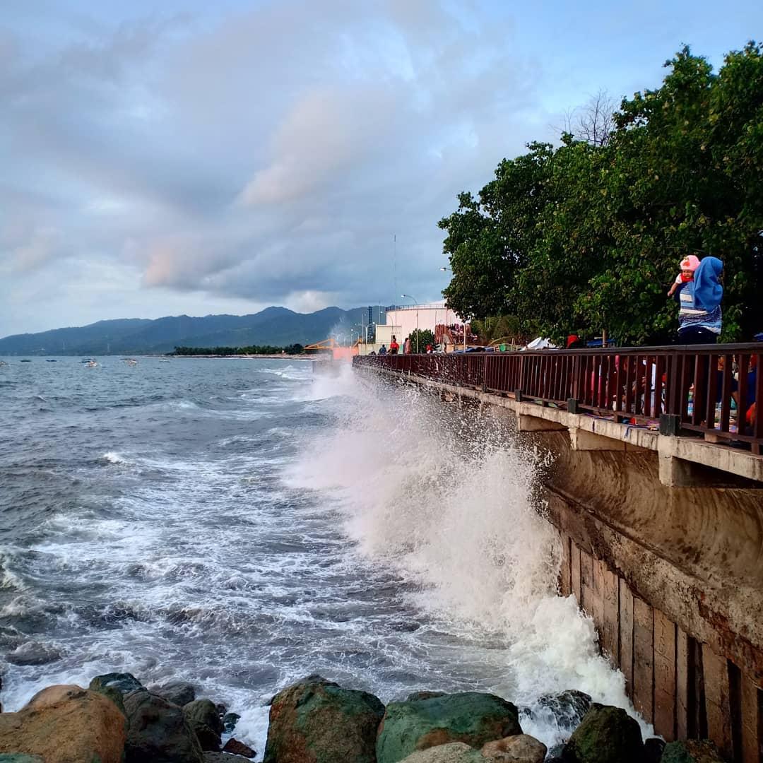 Sandee Pantai Ampenan
