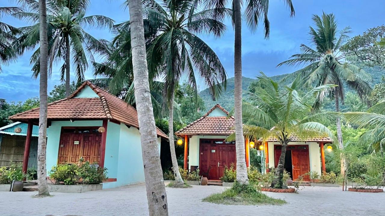 Sandee Kiki Coconut Beach