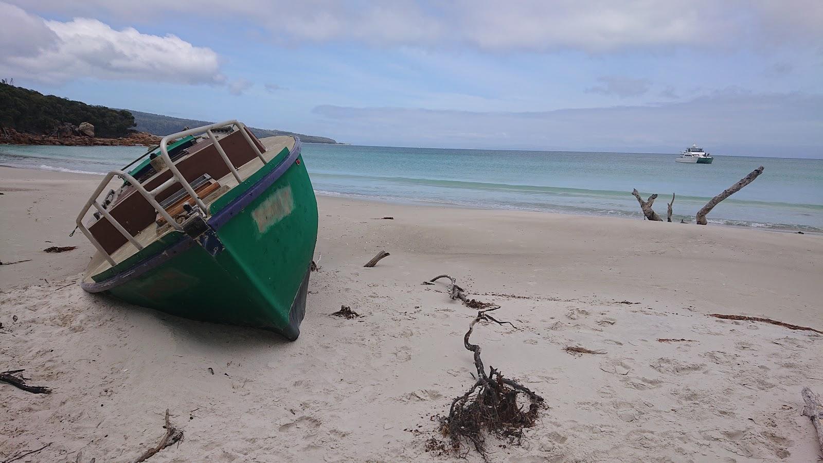 Sandee Passage Beach Photo