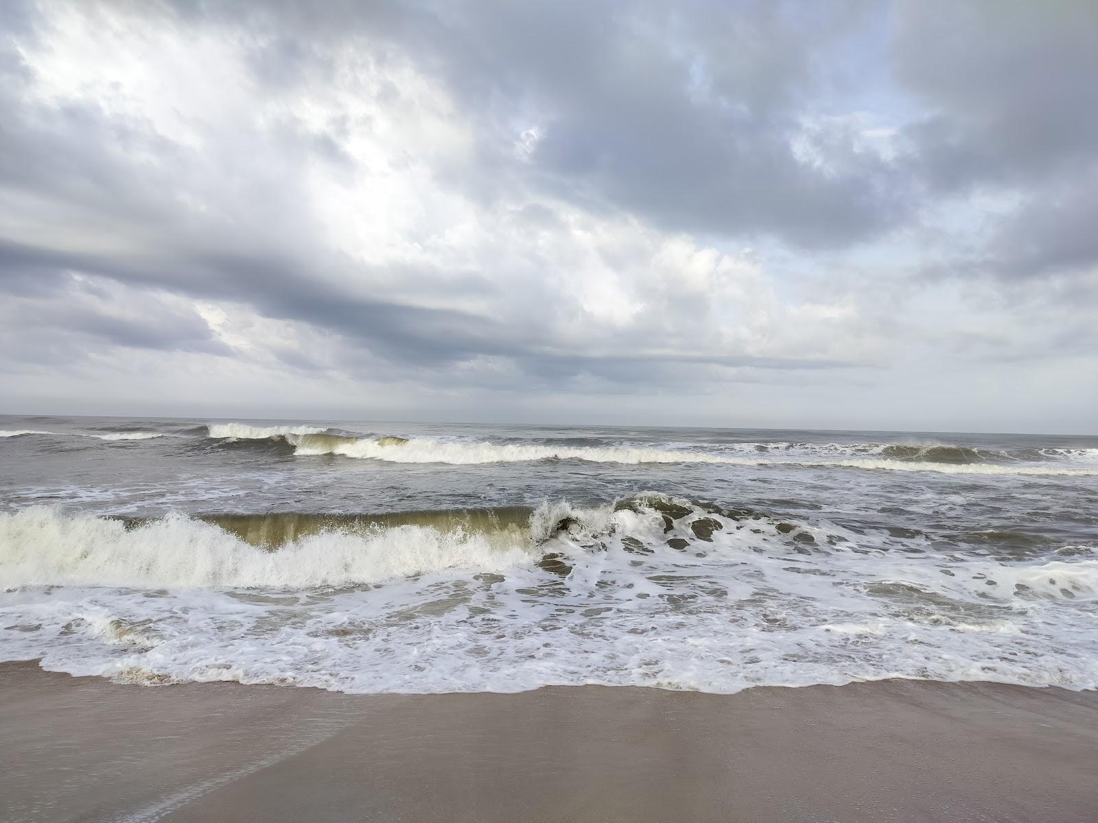 Sandee Ozhinhavalappu Beach