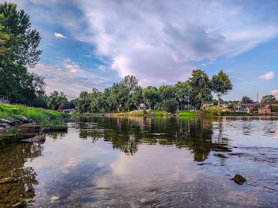 Sandee - Praia Fluvial Soutelo