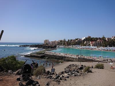 Sandee - Playa La Ballena