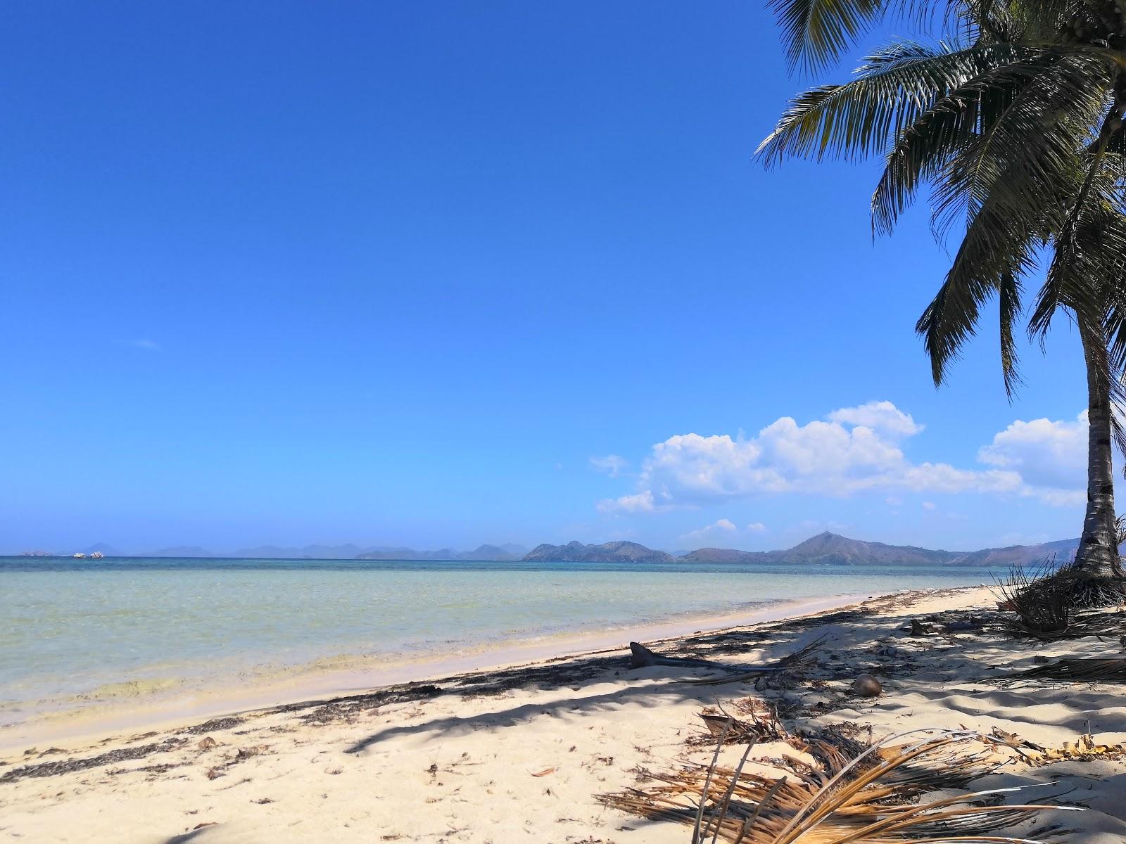 Sandee Lakdayan Beach