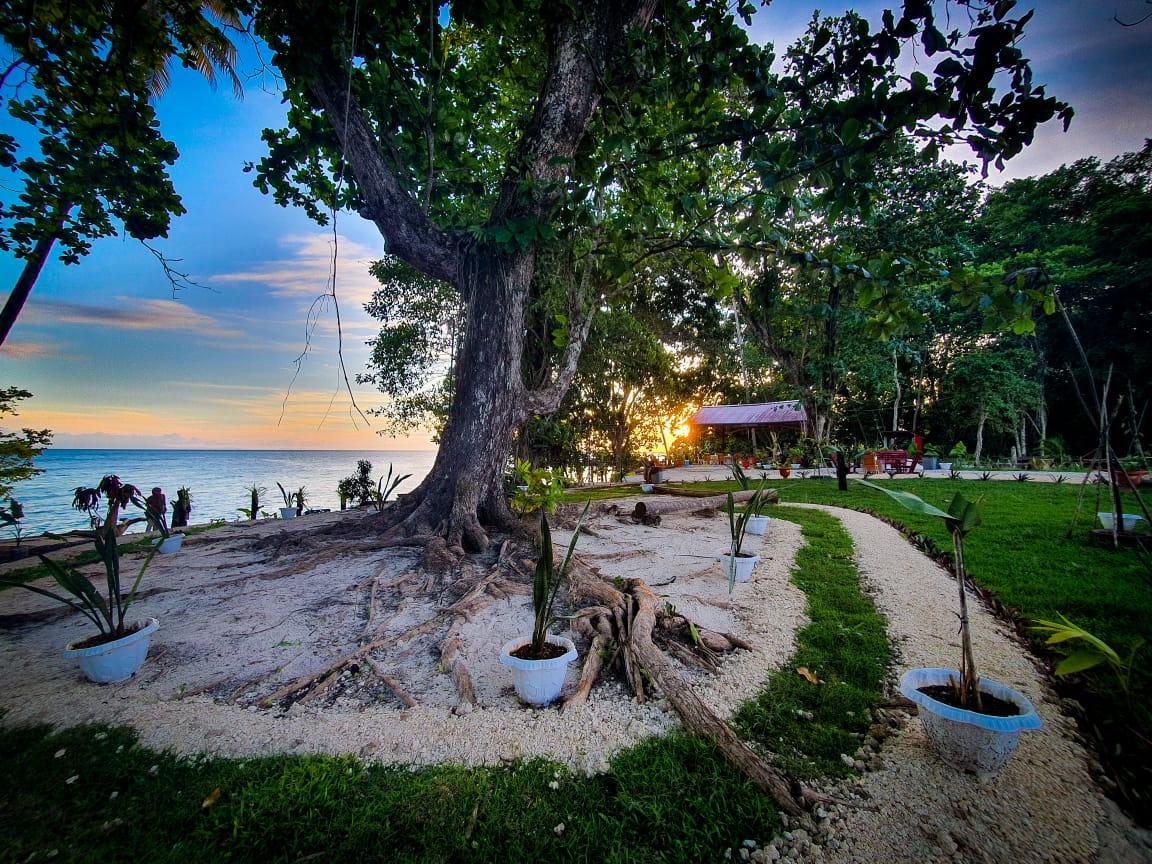 Sandee Pantai Mustika Biak Photo