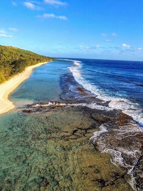 Sandee Rurutu Beach Photo