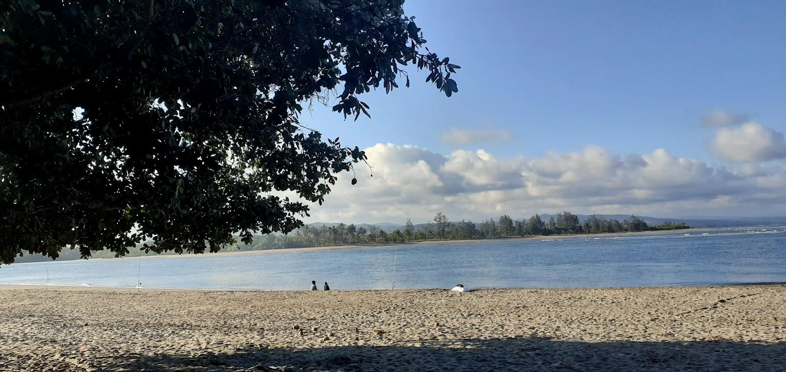 Sandee Pantai Maubesi