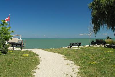 Sandee - Stuart Lakefront Parkette