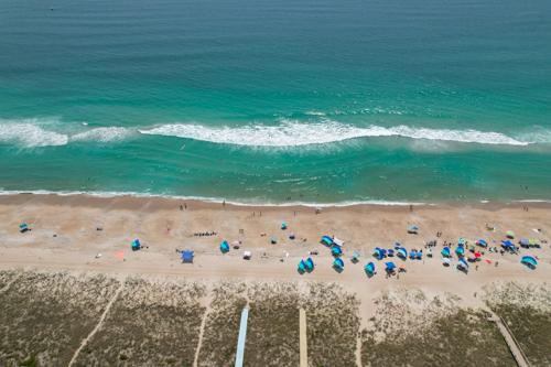 Sandee Temple Island Beach Photo