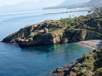 Sandee - Spiaggia - Ombelico Di Venere