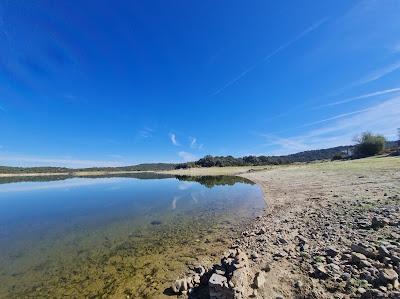 Sandee - Praia Fluvial Da Barragem Marechal Carmona