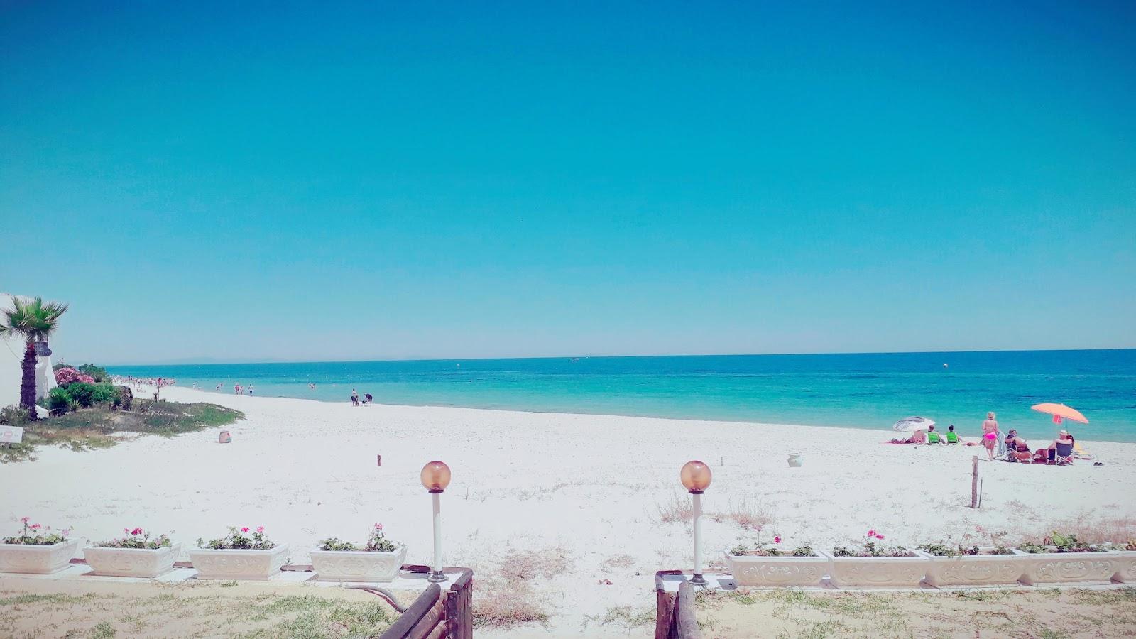 Sandee Kaki Beach Club
