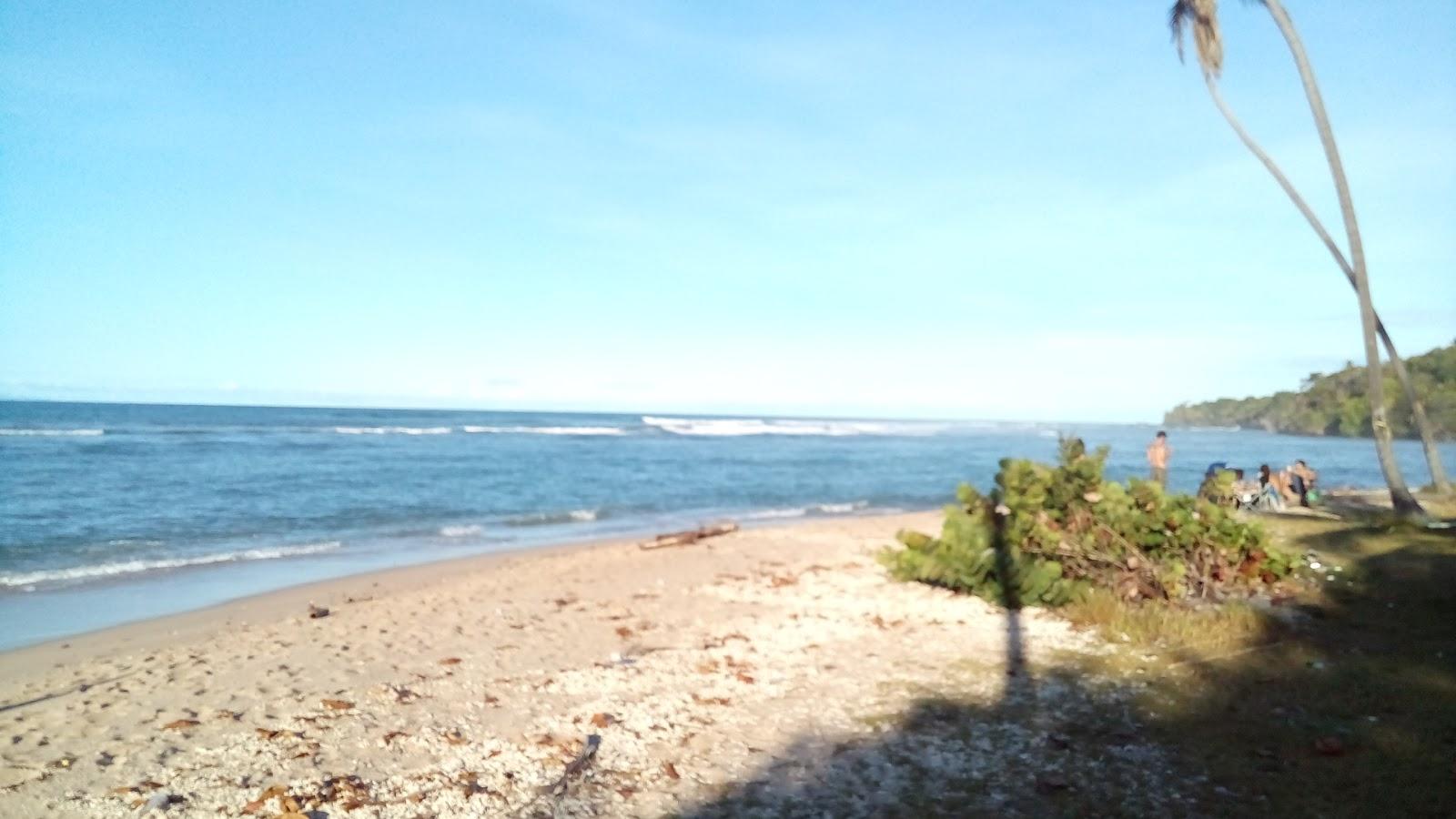Sandee Salybia Bay