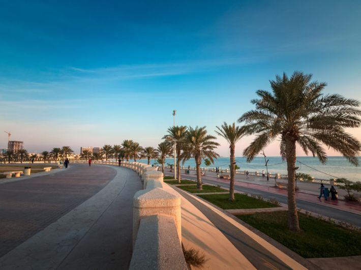 Sandee Mountain Corniche