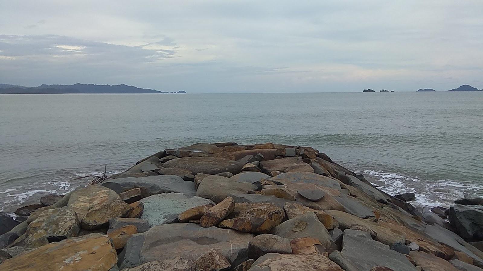 Sandee - Selayang Pandang Beach