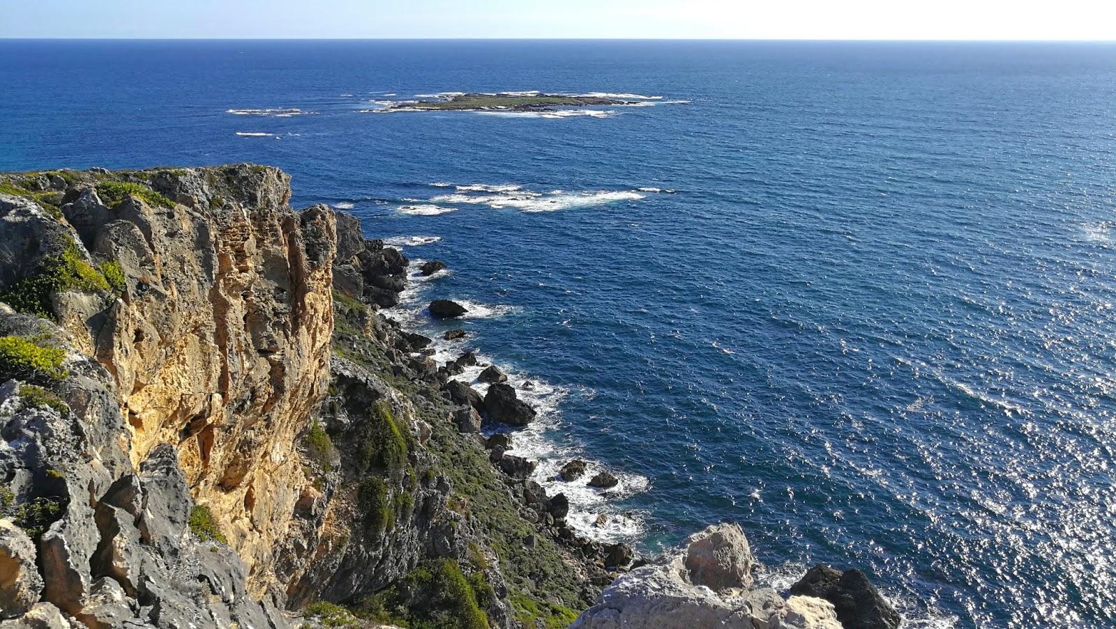 Sandee Flat Island