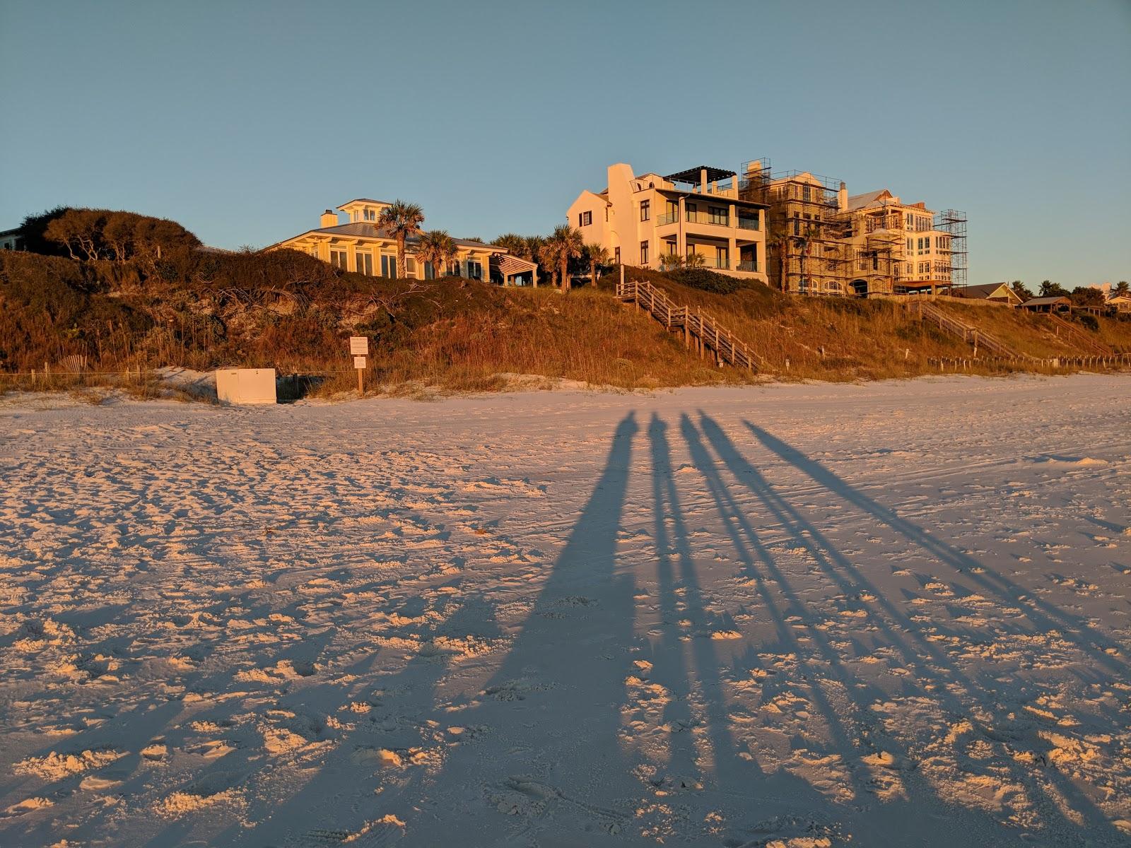 Sandee - E Ruskin Beach Pavilion