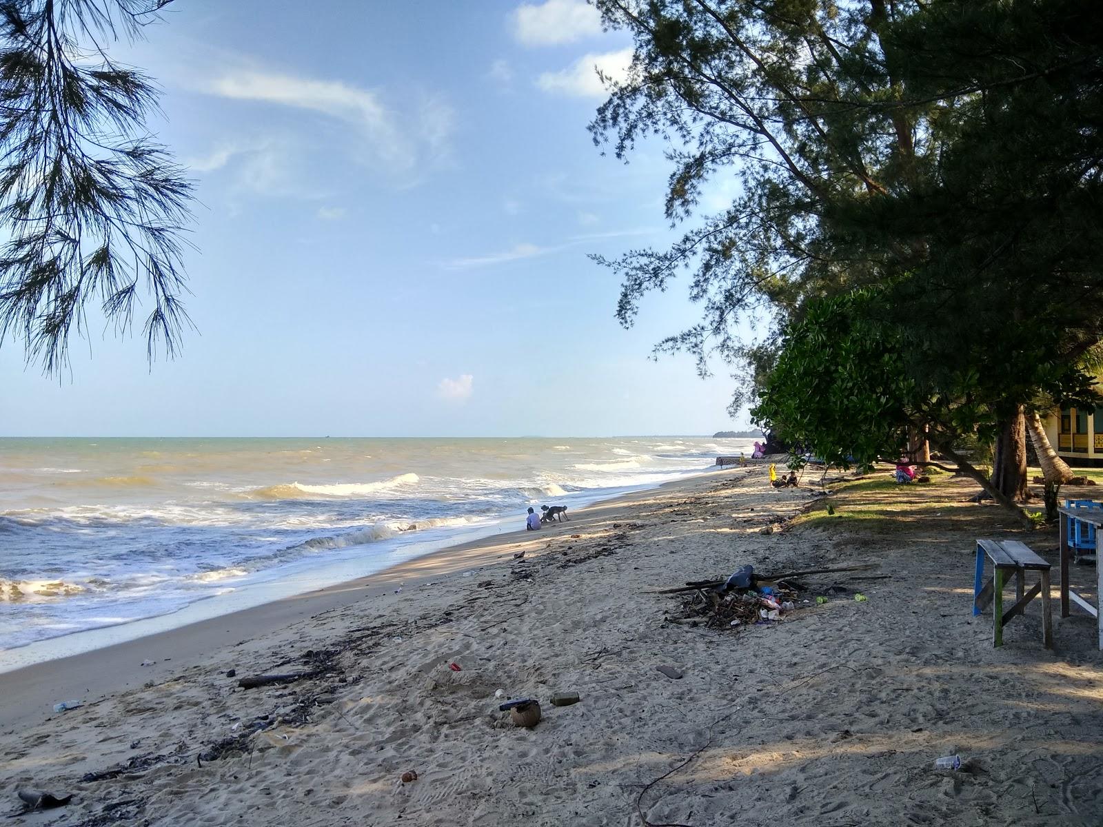 Sandee Pantai Batu Berdaun