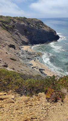 Sandee - Praia Da Baia Dos Tiros