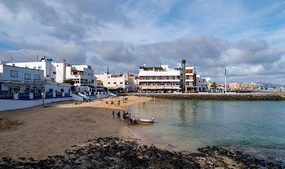 Sandee - De Corralejo Viejo / Playa De Apartamentos Hoplaco