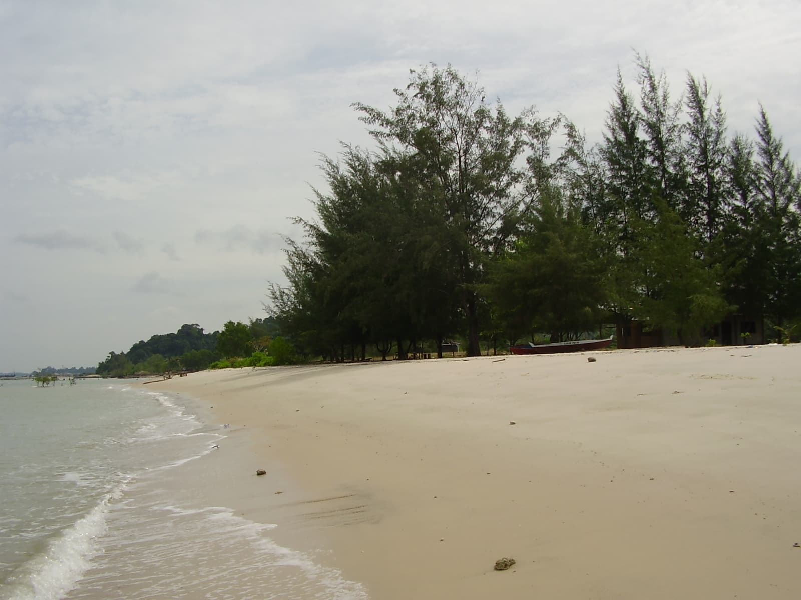 Sandee - Pantai Pongkar