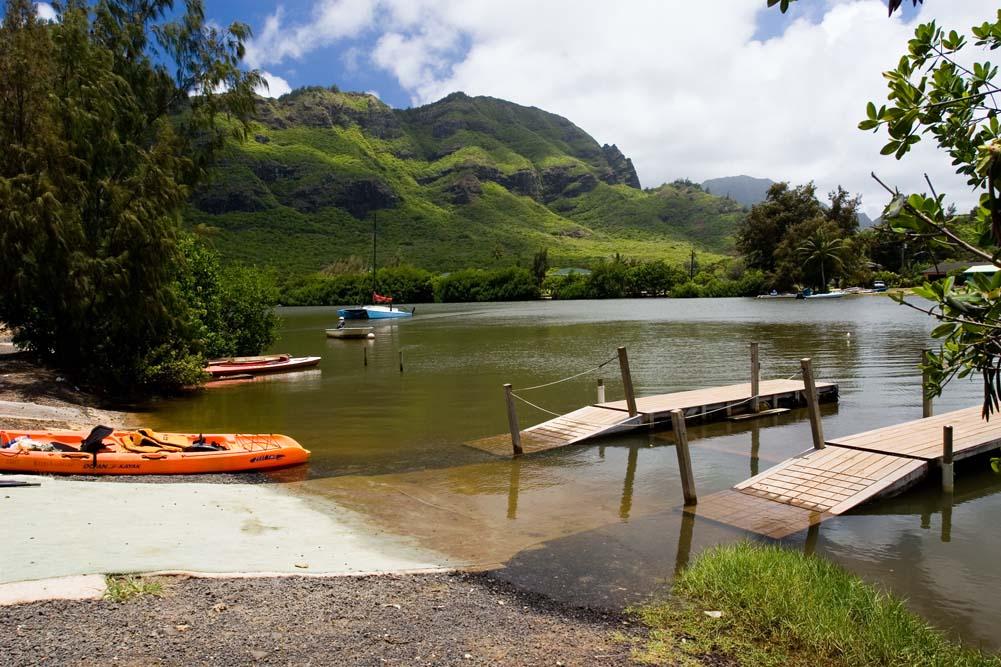 Sandee Niumalu Beach Park Photo