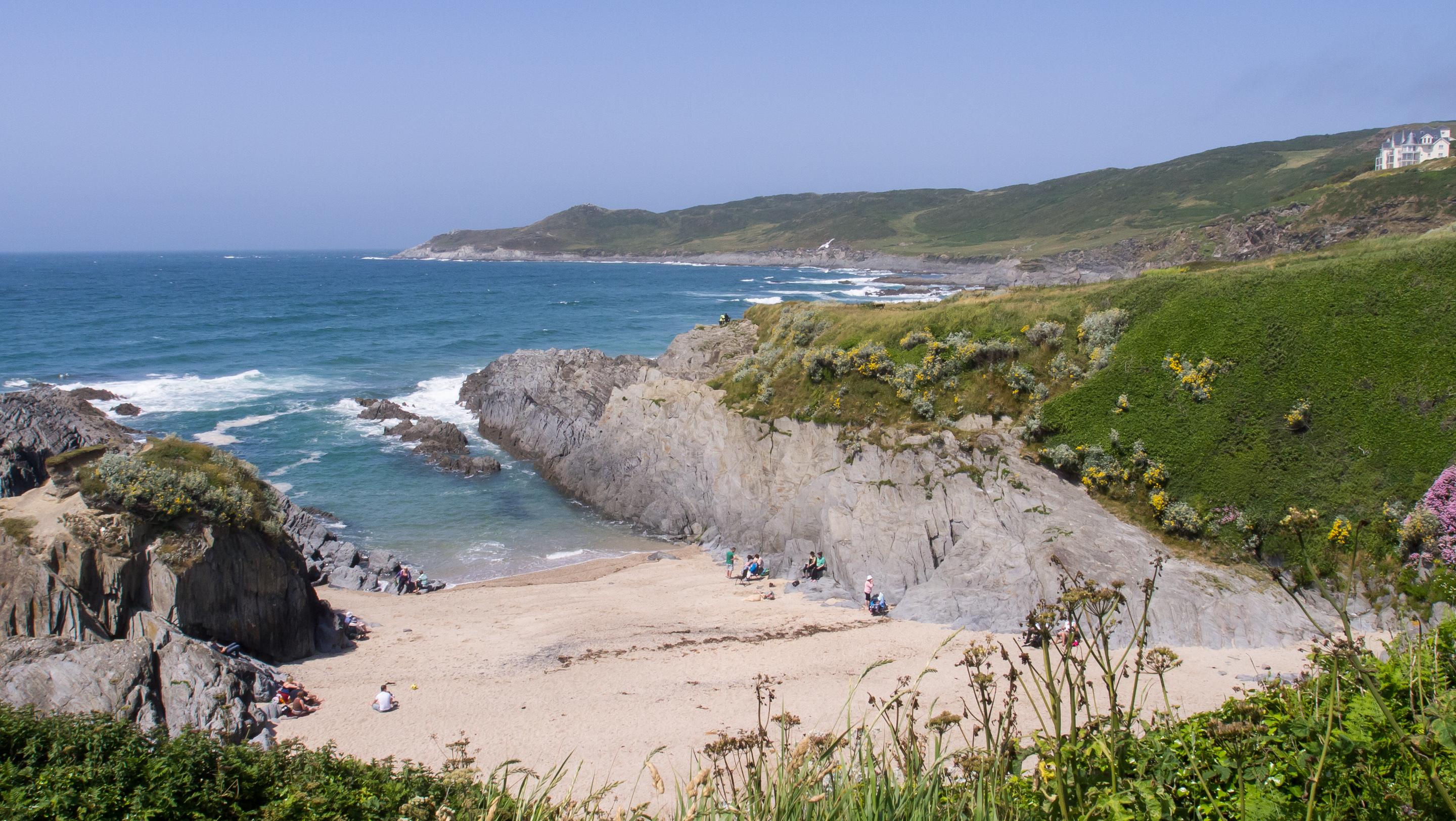 Sandee Combesgate Beach