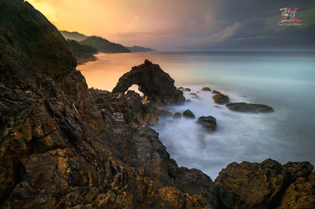 Sandee - Pantai Batu Bolong