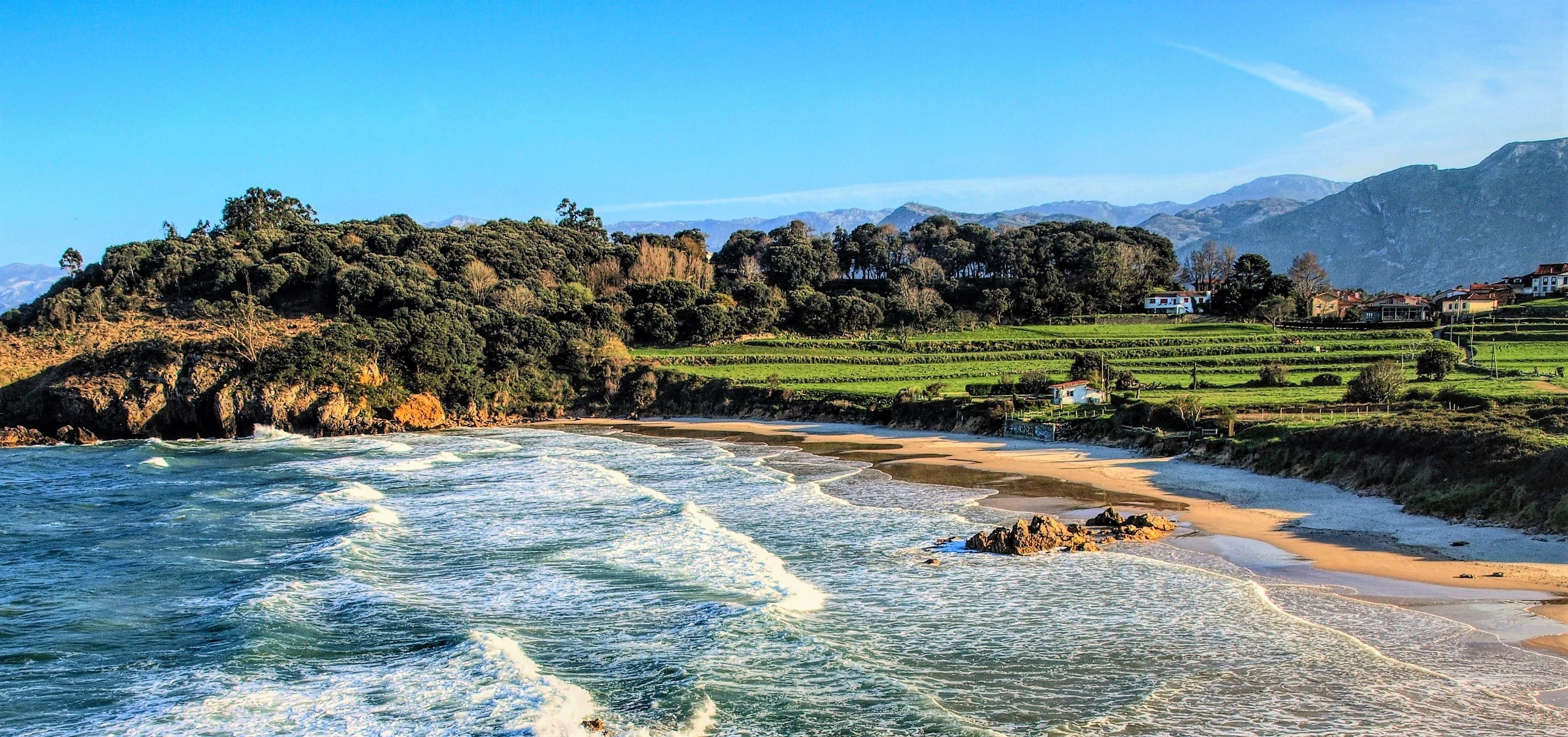 Sandee - Playa de Toranda