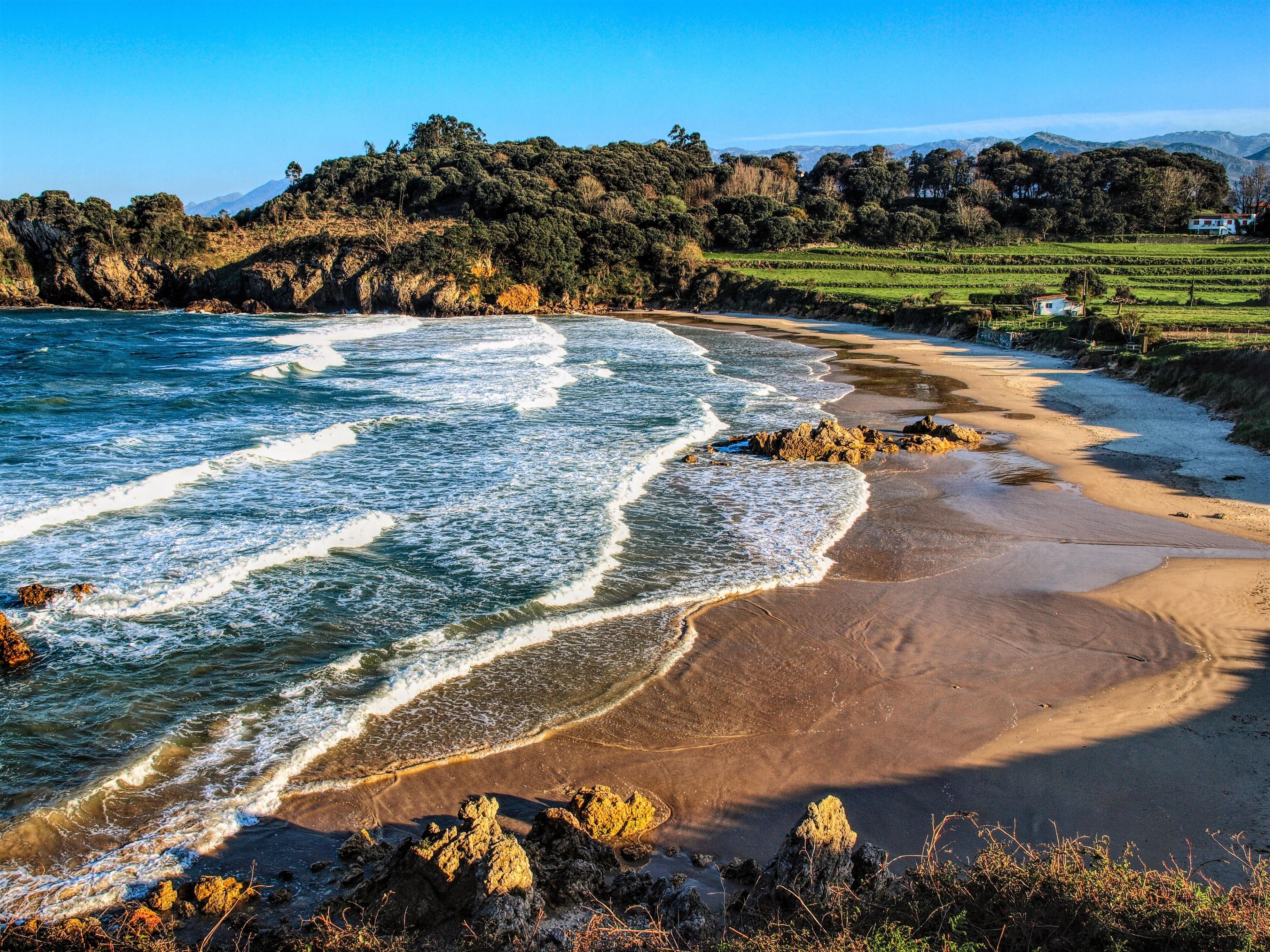 Sandee - Playa de Toranda