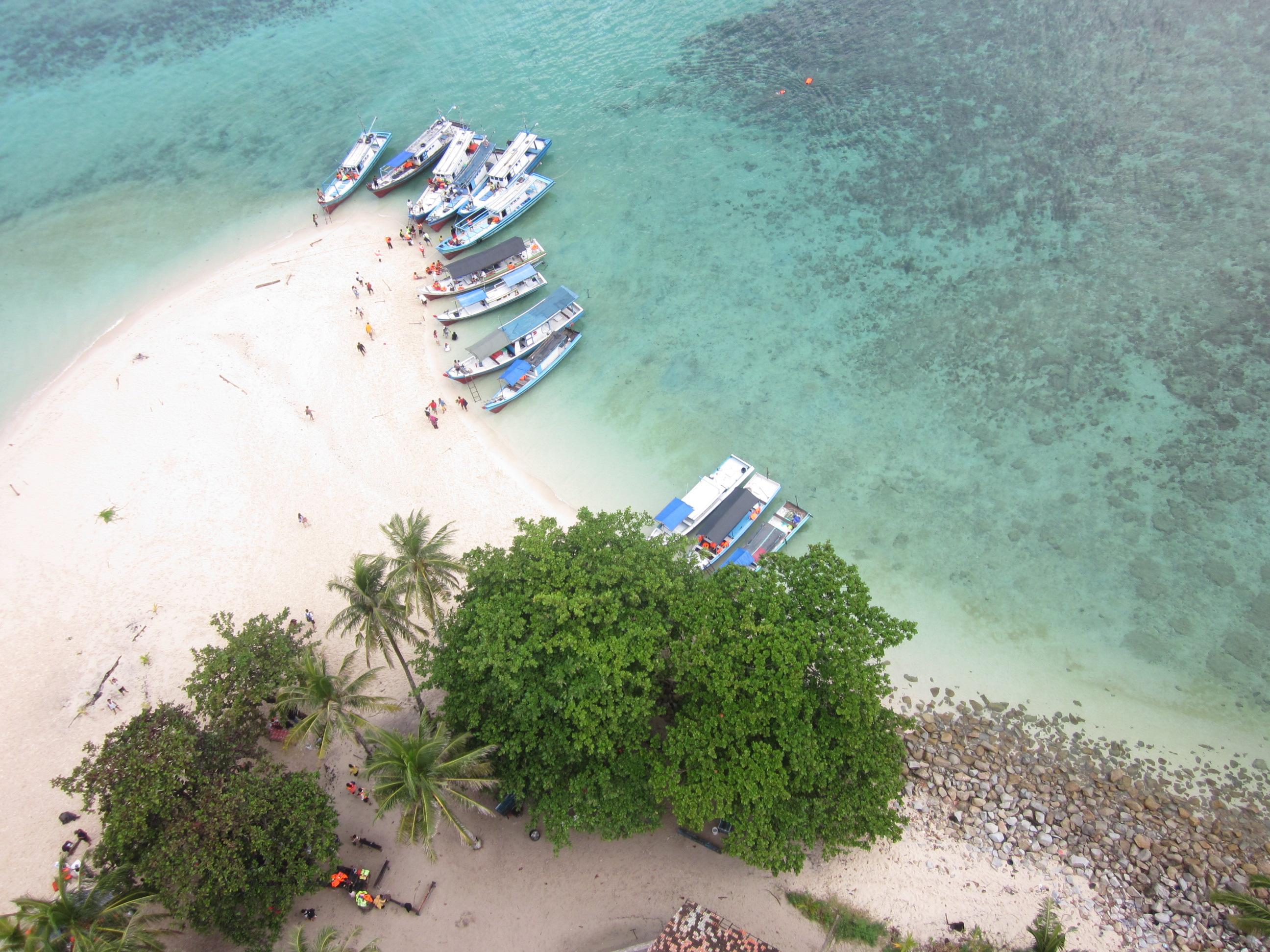 Sandee - Pantai Pelangi