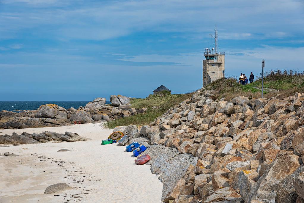 Sandee - Chardons Bleus Beach