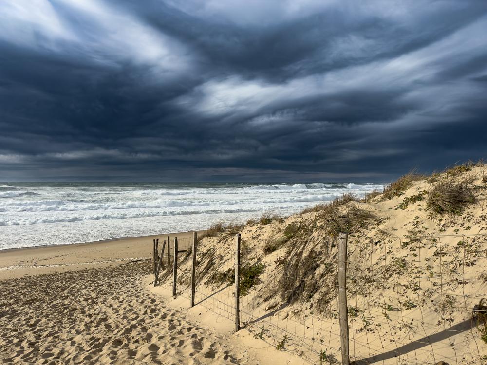 Sandee Les Estagnots: La Mer