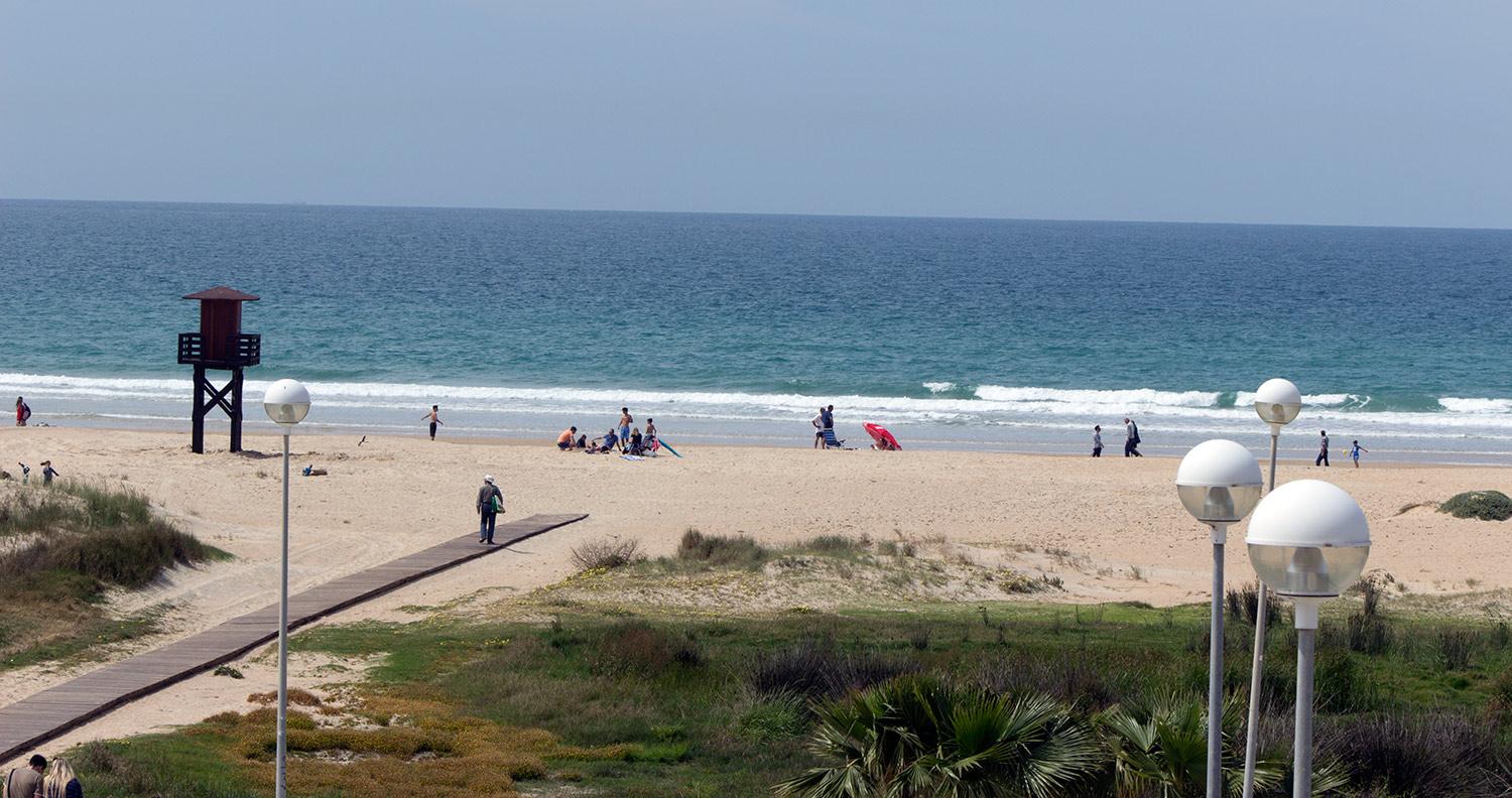 Sandee - Playa De Los Bateles