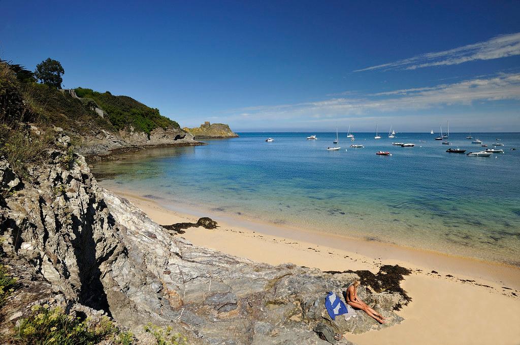 Sandee Gros Rocher Beach