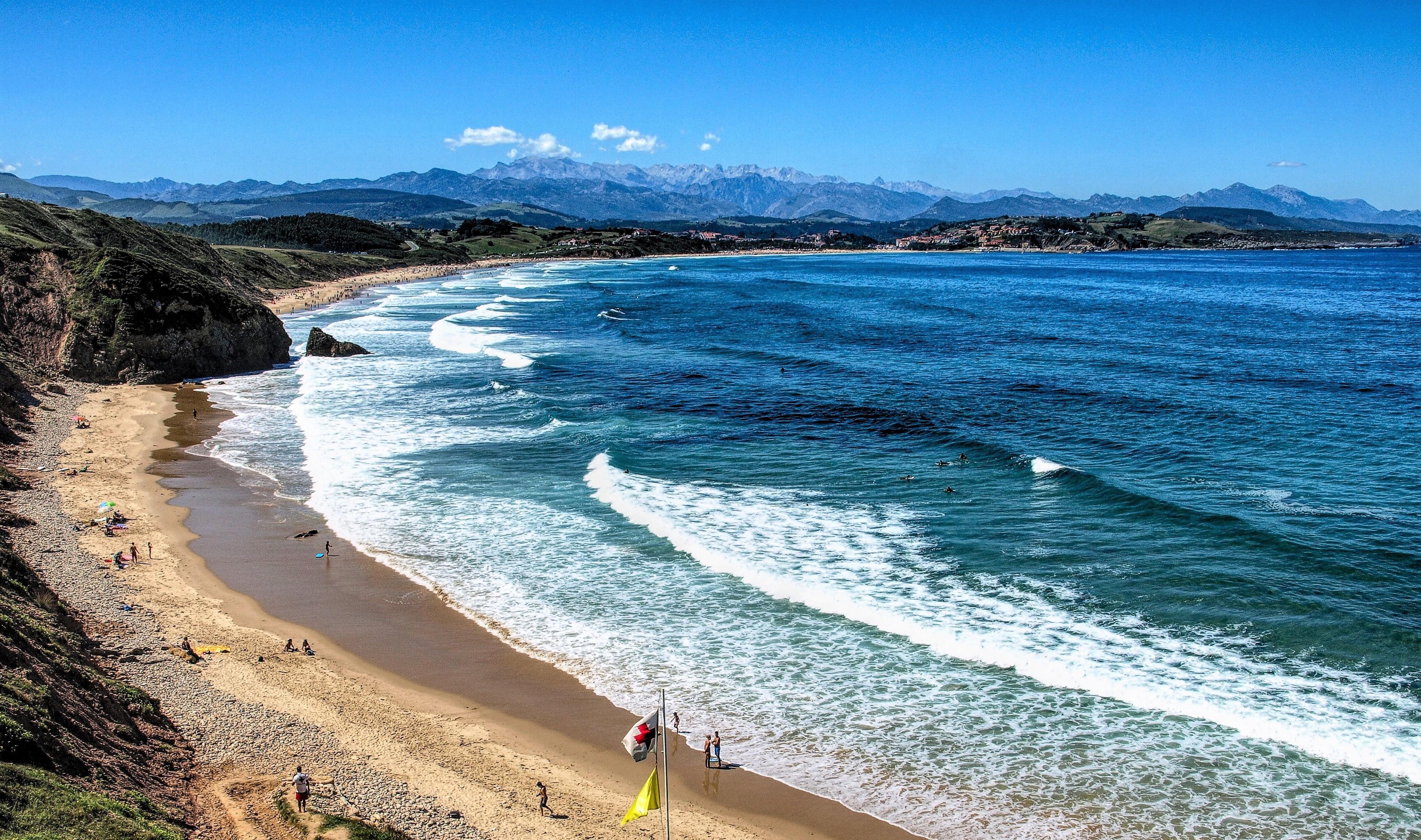 Sandee Playa De Gerra