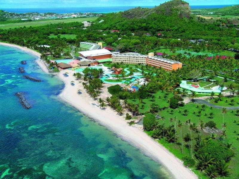 Sandee Coconut Bay Beach Photo