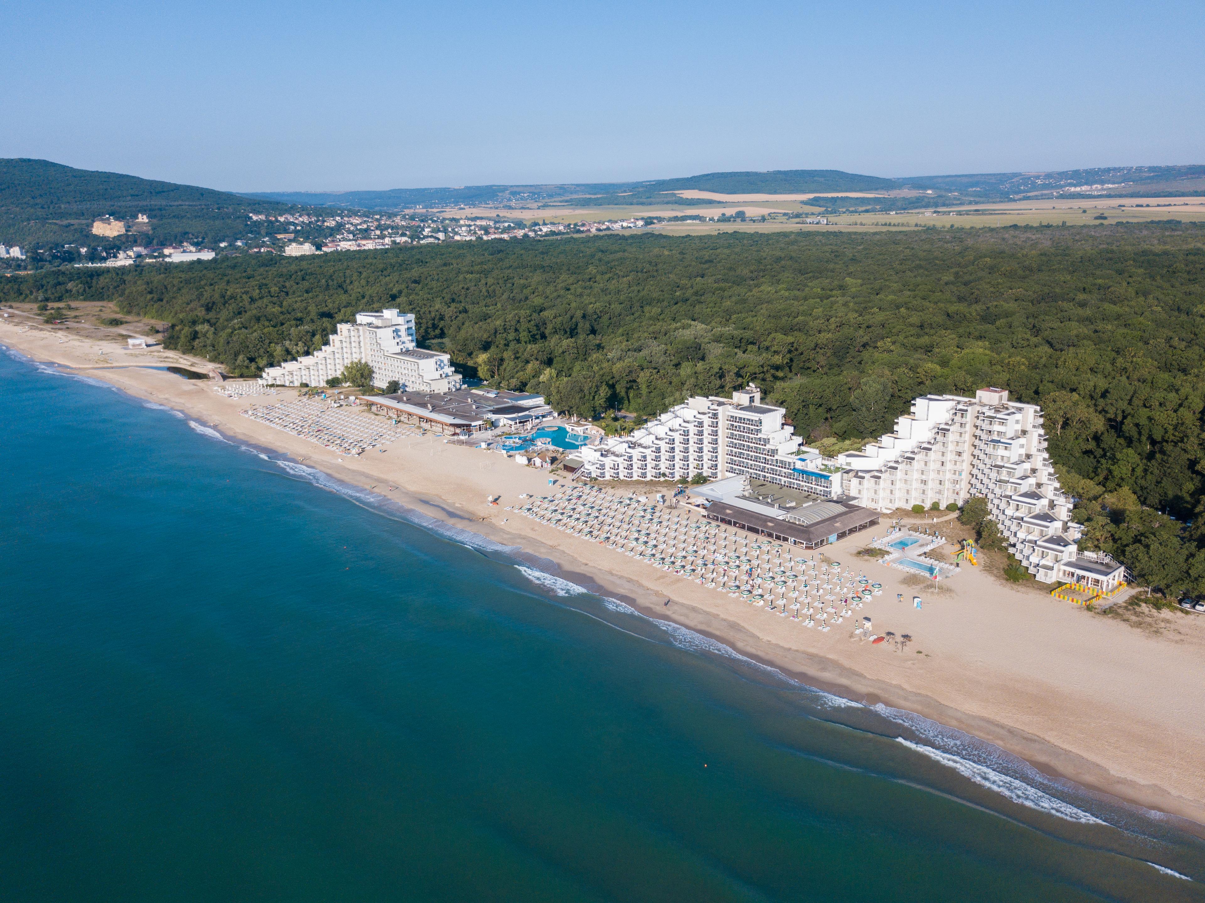 Sandee Hotel Gergana Beach
