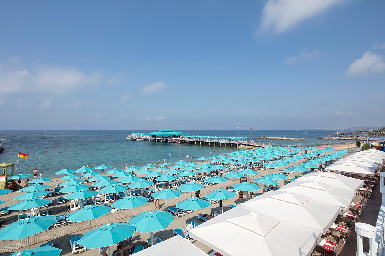 Sandee Granada Luxury Beach