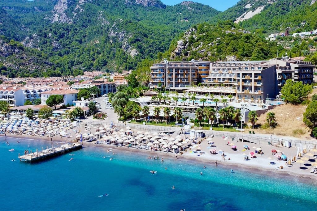 Sandee Turunc Premium Hotel Beach Photo