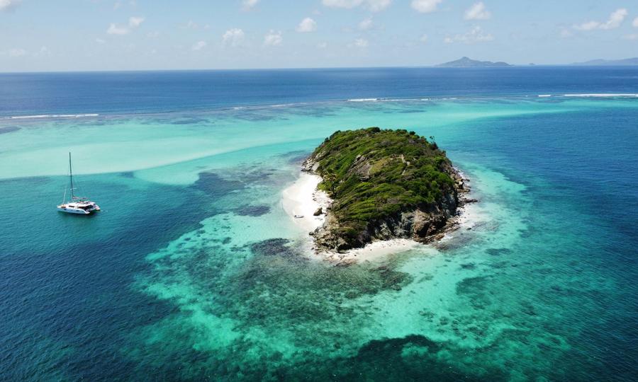 Sandee - Blog / Nudism Laws in Saint Vincent and the Grenadines: A Comprehensive Overview