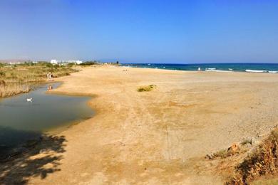 Sandee Aposelemis Beach Photo